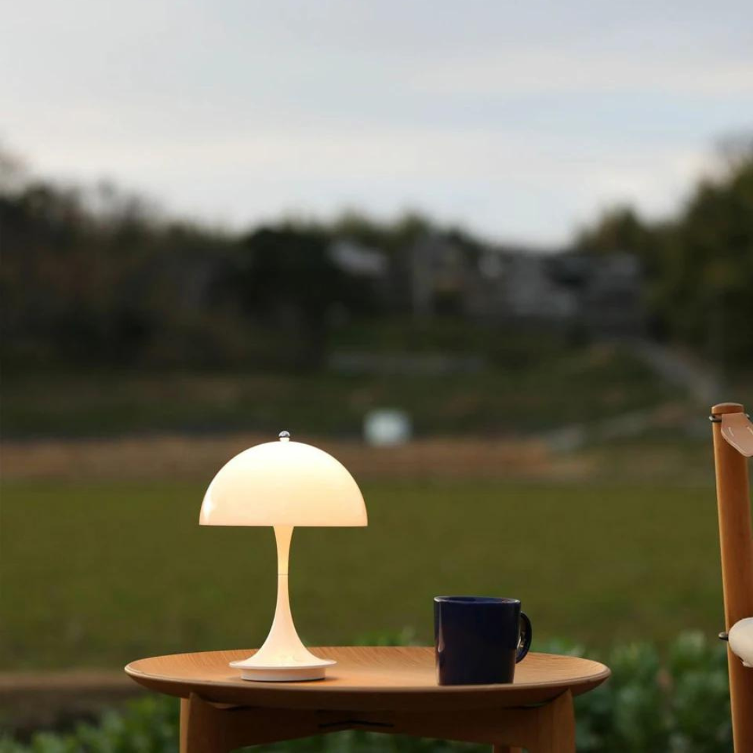 EclatéAura - An enchanting rechargeable table lamp