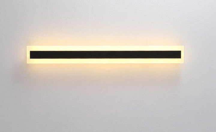 Acrylic outdoor wall lamp
