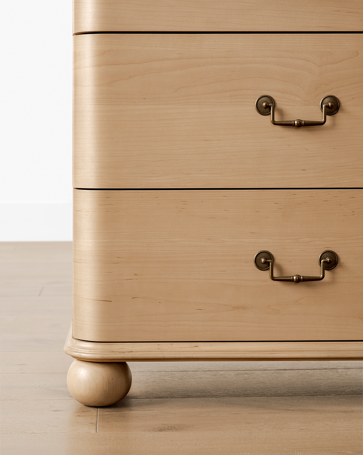 Delaney Dresser