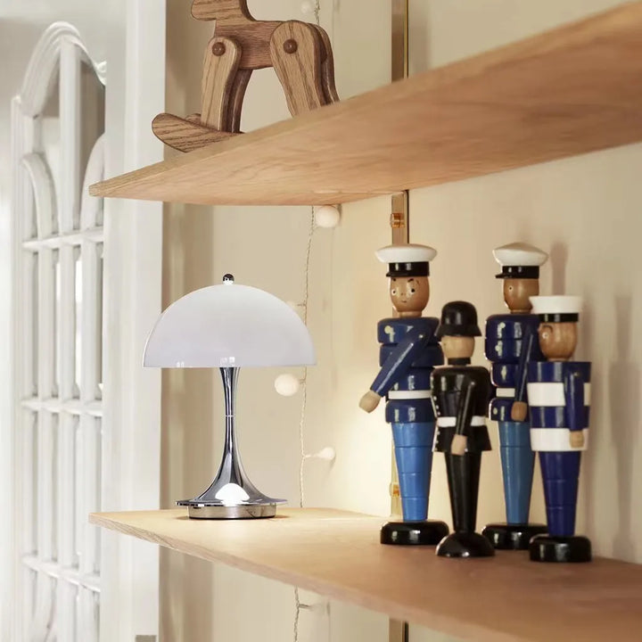 EclatéAura - An enchanting rechargeable table lamp