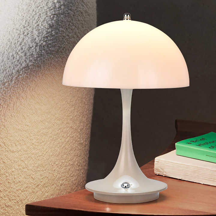 EclatéAura - An enchanting rechargeable table lamp